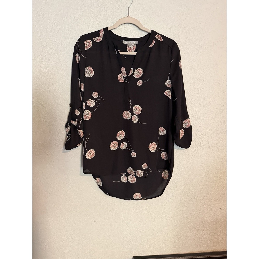 Daniel‎ Rainn Women's Blouse Black with Floral Print Size Small Roll-Tie Sleeves